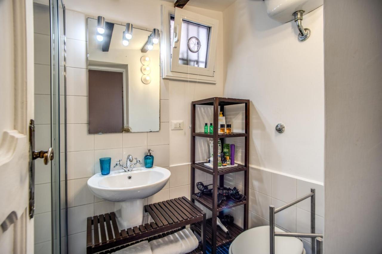 Lovely Flat In The Heart Of Trastevere Róma Kültér fotó
